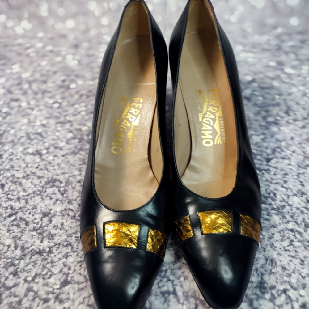 Salvatore Ferragamo pumps Black Leather - Picture 2 of 11
